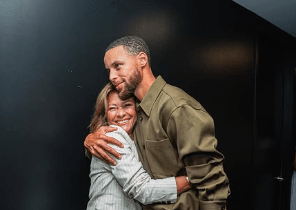 Steph Curry’s Mom Steph Curry’s Mom